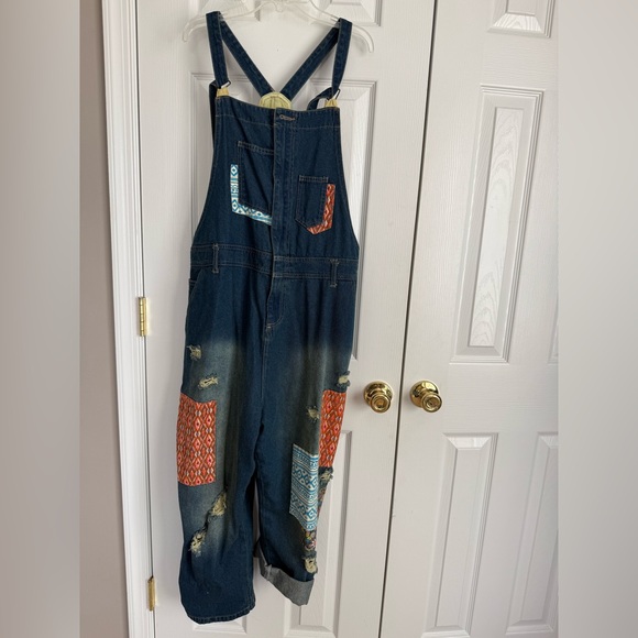 Stylish Women's Denim Overalls with Patchwork - Picture 2 of 7